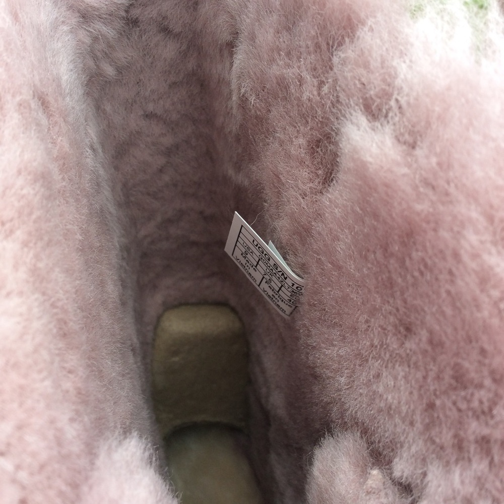 Ugg Bailey Bow II Metallic - Picture 6 of 7